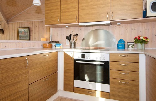 Knebel House | Inviting 6-Person Holiday Home in Knebel with Great Amenities
