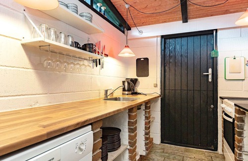 Tranekaer House | Cozy Holiday Home in Tranekær with Ocean View & Kitchen