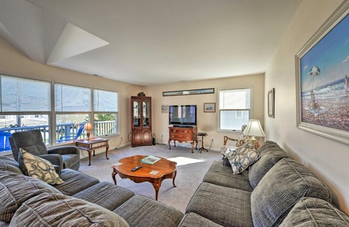 West Cape May Apartment | Relaxing Seaside Escape Steps from Cape May Public Beach