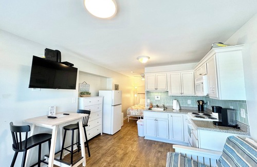 Atlantic Beach Apartment | Beachfront Haven with Pool and Kitchen Amenities