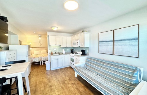 Atlantic Beach Apartment | Beachfront Haven with Pool and Kitchen Amenities