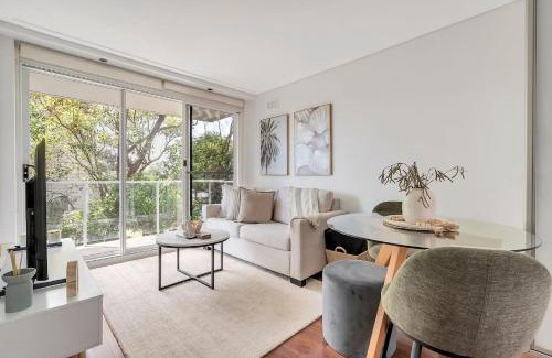 Dee Why Apartment | Coastal Retreat with BBQ Balcony and Ocean Views