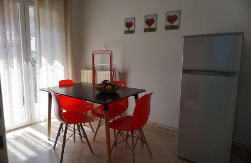 Paralia Dionysiou Apartment | Family-Friendly Seaside Apartment in Paralia Dionisiou
