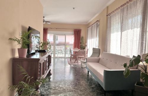 Olymbiaki Akti Apartment | Oceanfront Family Home with Beautiful Wraparound Balcony