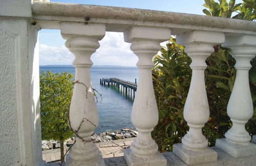 Sassnitz Apartment | Seaside Retreat with Spa and Family-Friendly Amenities