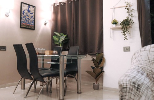 Navi Mumbai Apartment | Cozy Seaside Escape with Fun Party Pad for Families