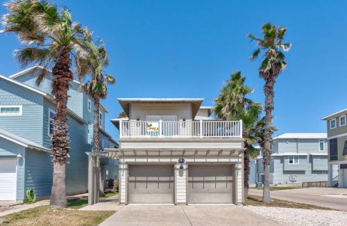 Port Aransas House | Exceptional Stay at Seaside Haus BB923 - Family Friendly Retreat