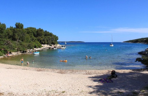 Artatore House | Seaside Holiday House Artatore: Family-Friendly Escape