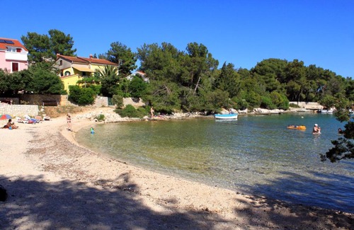 Artatore House | Seaside Holiday House Artatore: Family-Friendly Escape