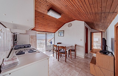 Lumbarda House | Seaside Holiday House: Oceanfront Escape in Lumbarda