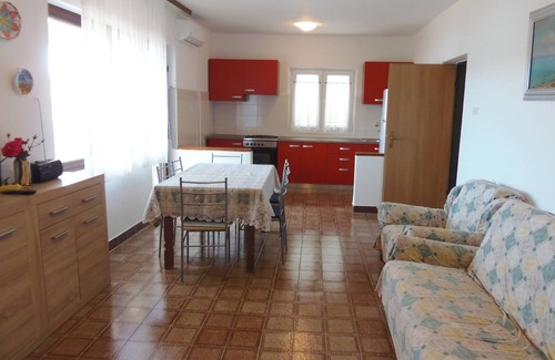 Veli Rat House | Pet-Friendly Seaside Holiday House with Ocean View