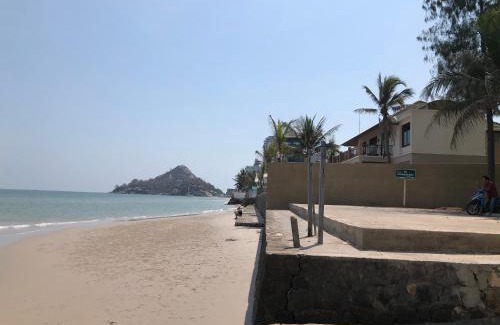 Khao Takiab House | Cozy Seaside Home Khao Takiab with Breakfast Included