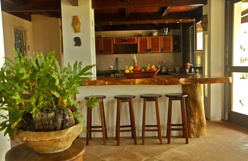 Praia do Forte House | Seaside House: Premier Suites with Ocean View & Pool