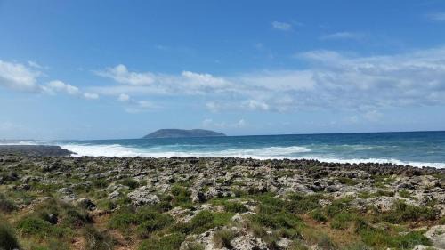 Agrilos House | Charming Seaside House with Oceanfront Views & Pet Friendly