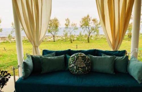 Agrilos House | Charming Seaside House with Oceanfront Views & Pet Friendly