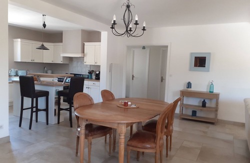 Fouras House | Idyllic Seaside House with Garden and Ocean View Amenities