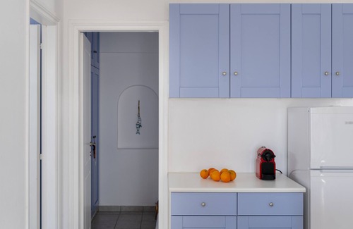 Piso Livadi Apartment | Seaside Ilios Home with Scenic Views Near Logaras Beach
