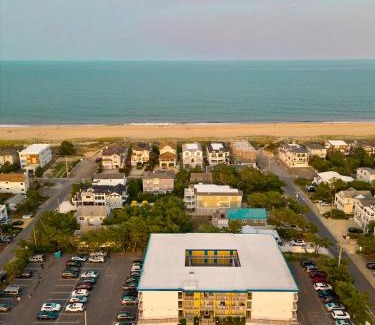 Fenwick Island Hotel | Relax at Seaside Inn & Suites: Pet-Friendly Ocean Views