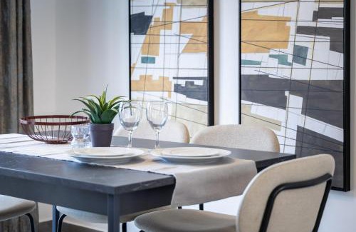 St. Andrew's Apartment | Indulge in Seaside Elegance at Pembroke St Julians