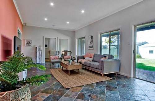 Grange House | Relax at Seaside on Swan: Beachfront Bliss & Nespresso