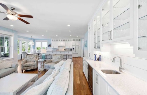 North Carolina Coast Cottage | Elegant Oceanfront Vacation Home with Private Pool & Spa