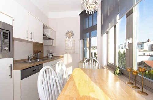 Warnemuende Apartment | Coastal Escape: House Sterntaler - Guest Rated 9.8/10