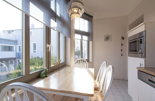 Warnemuende Apartment | Coastal Escape: House Sterntaler - Guest Rated 9.8/10