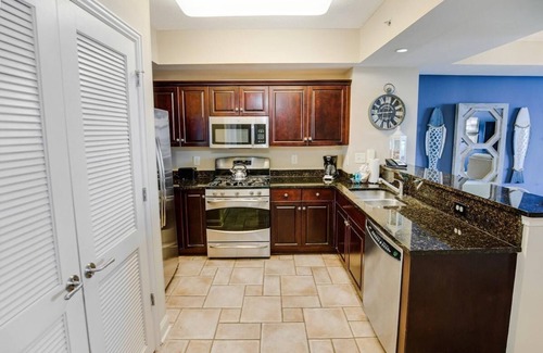 Windy Hill Condo | Seaside Retreat: 3-Bedroom Condo with Whirlpool Tub and Ocean Views