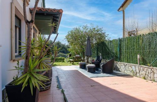 Argonos House | Oceanfront Escape: Seaside Retreat with Top Guest Ratings