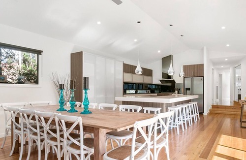St. Andrews Beach House | Seaside Sanctuary: Family Home with Heated Spa Retreat