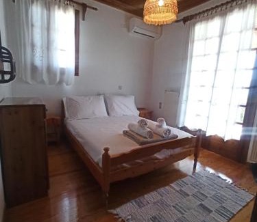 Nikiana House | Oceanfront Seaside Selana Home with Family-Friendly Amenities