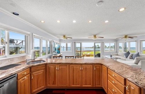 Branford House | Elegant Waterfront Getaway with Spa and Ocean View in Branford