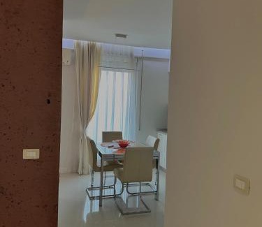 Elbasan Apartment | Seaside Serenity