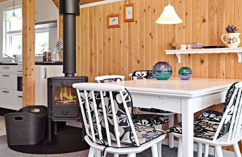 Dannemare House | Inviting 6-Person Holiday Home with Ocean View in Dannemare