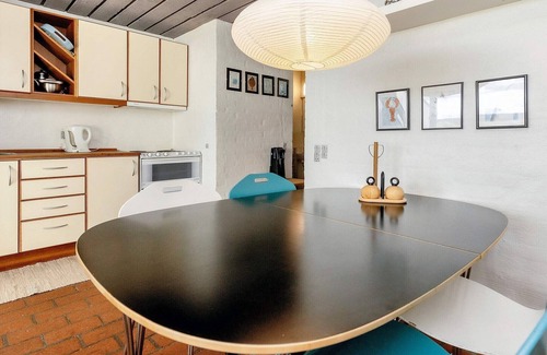 Brovst Apartment | Family-Friendly 6-Person Holiday Home with Ocean View