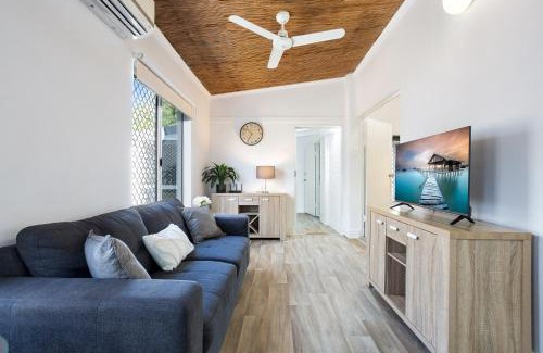 Machans Beach House | Relaxing Seaside Serenity Cottage with Spa and Hot Tub