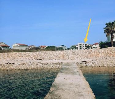 Sukosan Apartment | Oceanfront Bliss at Seaside Serenity Rose - 10/10 Rated