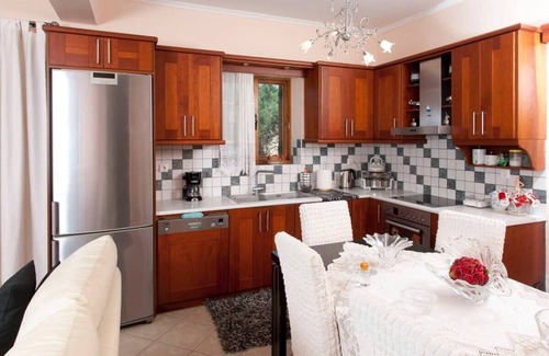 Lefktron Villa | Oceanfront Oasis - Stylish Seaview Home with Breakfast