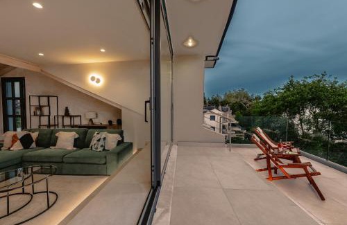 Preveza Apartment | Oceanfront Paradise: Seaside Serenity Suite in Preveza