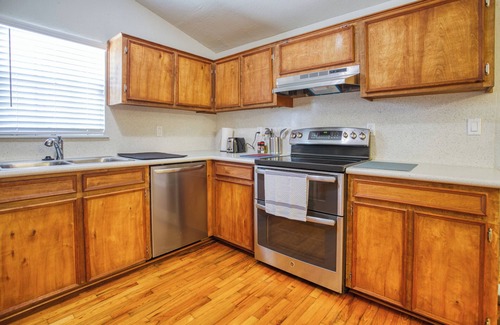 Flour Bluff House | Relax at Seaside Serenity House in Corpus Christi