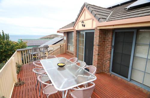 Encounter Bay House | Family Retreat at Encounter Bay - Pets Welcome!