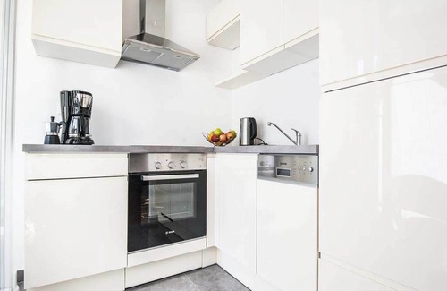 Lapad Apartment | Stylish Apartment with Private Balcony and Pool Access