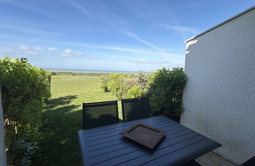 Royan Apartment | Oceanfront Studio Royan: Ideal for 3 with Spa Access