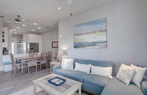 Cinnamon Shore Apartment | Relax at Seaside TC 10301 - Pet-Friendly & Pool Access