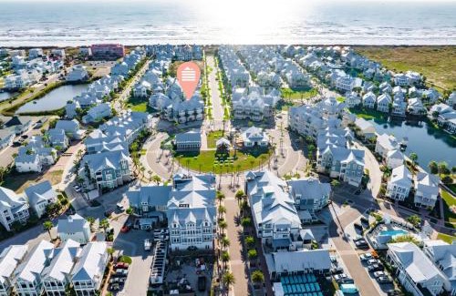 Cinnamon Shore Apartment | Relax at Seaside TC 10301 - Pet-Friendly & Pool Access