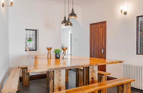 Great Yarmouth Villa | Experience The Villa at Logan Lodge: Family and Pet Friendly