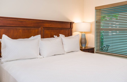 East Fort Lauderdale Hotel | Ocean View Seaside Villas: Guest Rated 9.8/10 with Pool