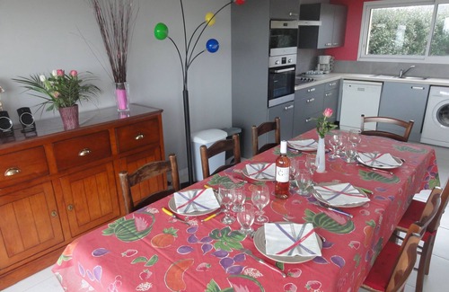 Plovan Villa | Beachfront Seaside Villa with Pool and Pet-Friendly Access