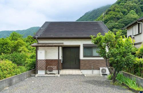 Maizuru Apartment | Beachfront Getaway at Seaside Villa Nagi - Family Friendly