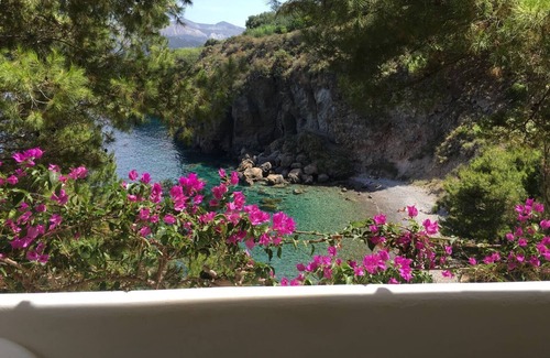 Lipari Villa | Seaside Villa with Exclusive Beach Access and Spa Amenities